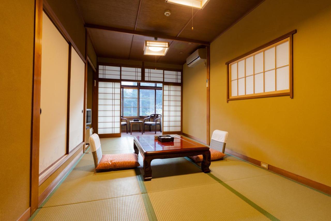 Tsuruya Ryokan Toyooka  Exteriör bild